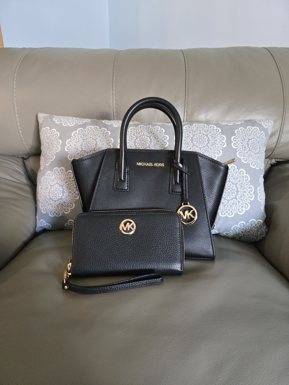 Michael Kors Black Structured Leather Satchel with Wallet NWOT